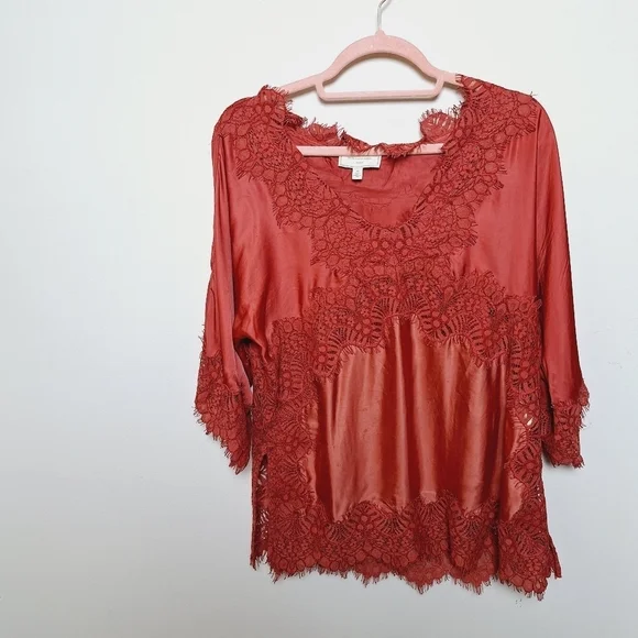 Anthropologie Moulinette Soeurs Coral Satin and Lace Bell Sleeve Blouse Medium - Picture 2 of 12